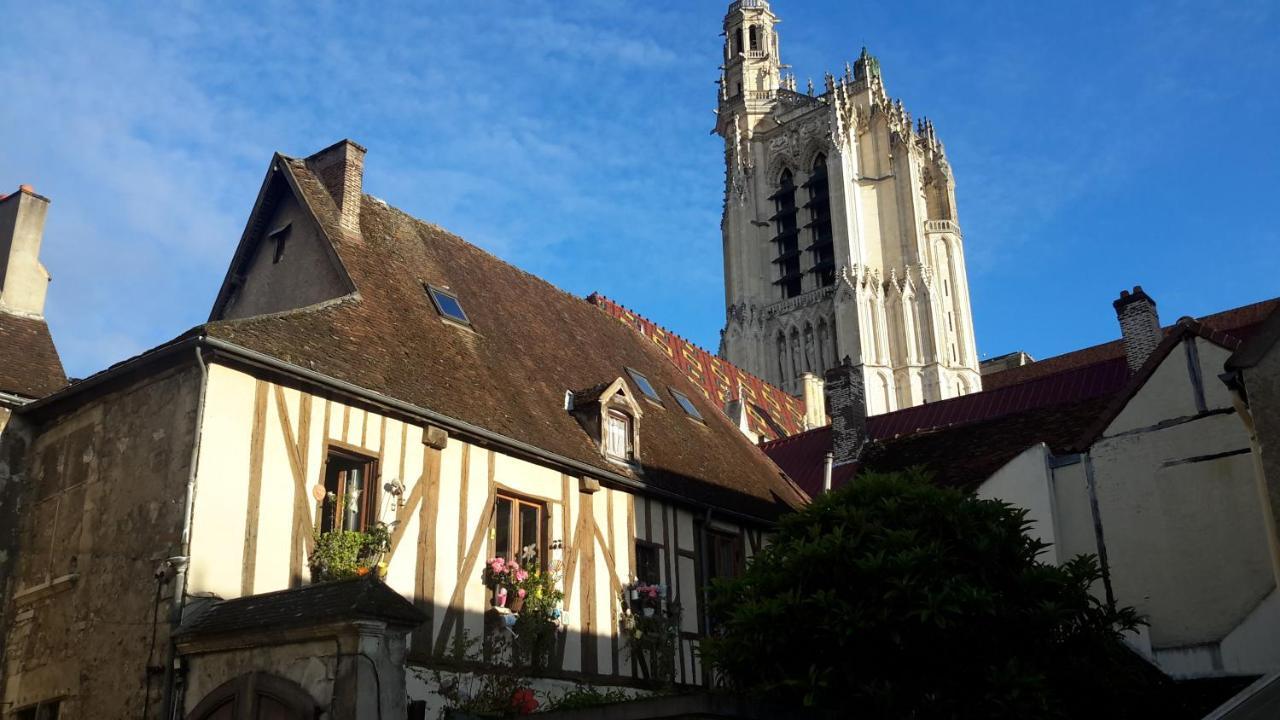 Le Logis De Lancelot Elegant Home City Center Sens Exterior foto